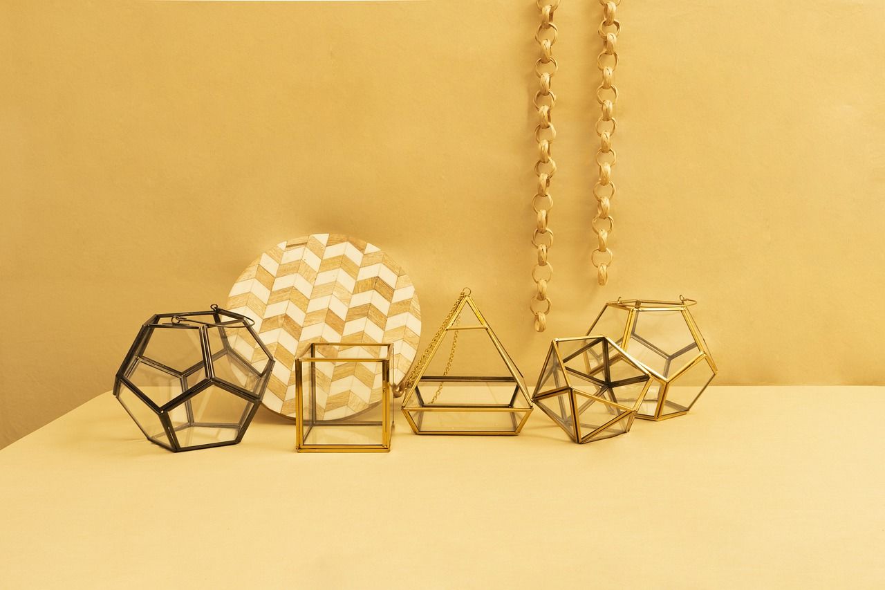  印尼展臺(tái)設(shè)計(jì)搭建公司以可持續(xù)發(fā)展為核心理念，致力于在展覽行業(yè)中探索和實(shí)踐環(huán)保、節(jié)能、社會(huì)責(zé)任等方面的創(chuàng)新。以下是該公司在印尼展臺(tái)設(shè)計(jì)搭建中的可持續(xù)發(fā)展實(shí)踐和探索。

