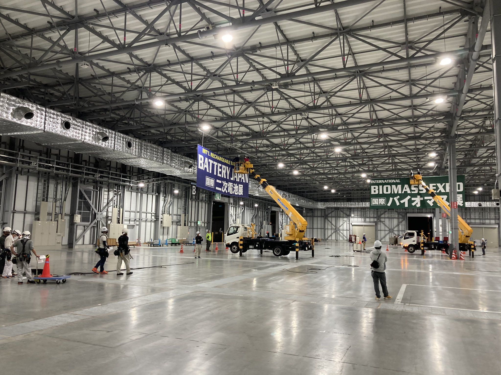 重新定義空間，展臺設計中的極簡風潮如何吸引觀眾