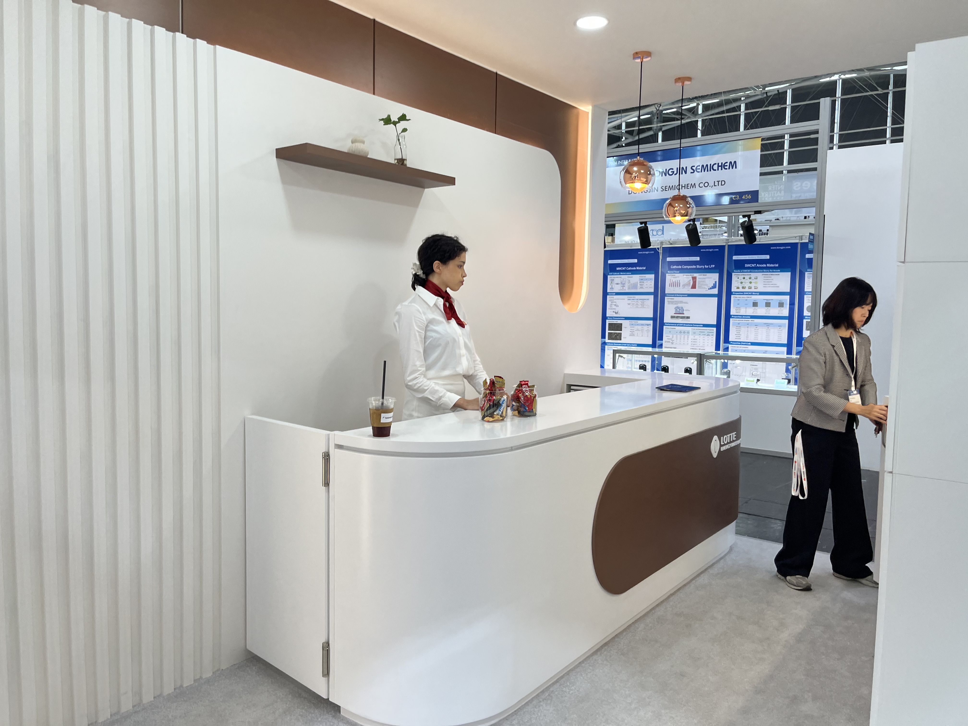 中勵展覽設(shè)計