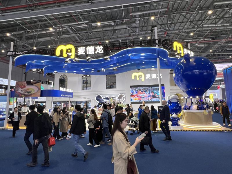 阿聯(lián)酋迪拜展臺設(shè)計搭建服務(wù)價格