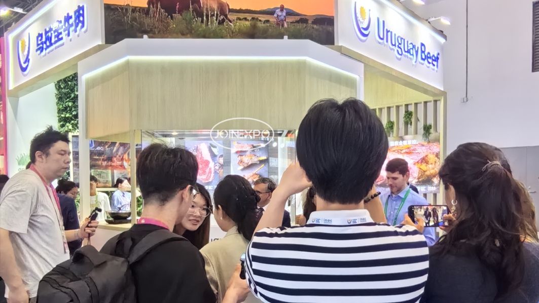 阿聯(lián)酋異地智能家居展模塊化展臺驗(yàn)收
