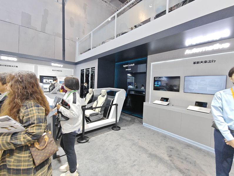 西班牙簡約風(fēng)展臺搭建